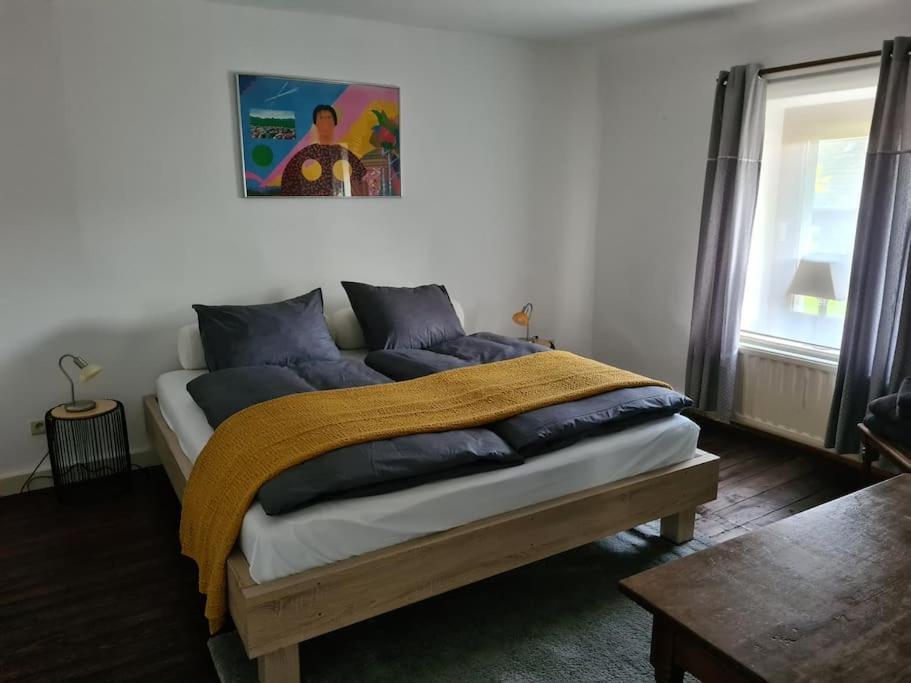 Haus Paesch Nahe See Mit Beheiztem Whirlpool/Sauna Бутгенбах Екстериор снимка